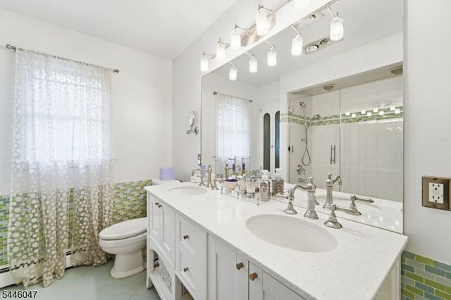 200 Valley Dr., Watchung Boro, NJ 07069
