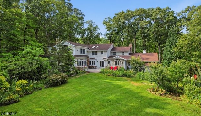 200 Valley Dr., Watchung Boro, NJ 07069