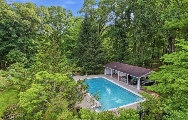 200 Valley Dr., Watchung Boro, NJ 07069
