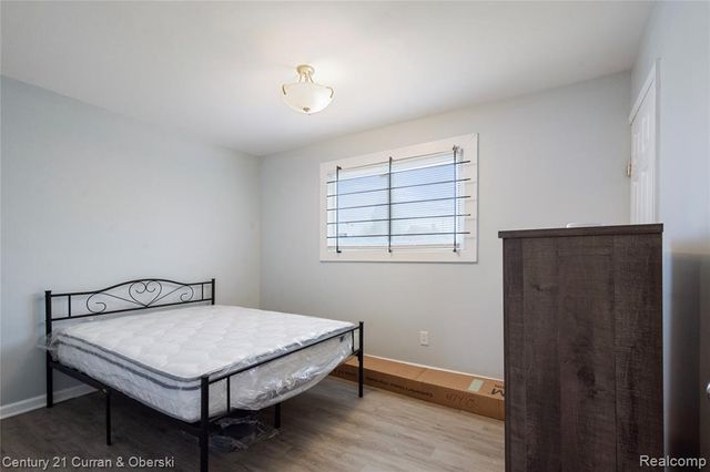 9901 Yellowstone Street, Detroit, MI 48204