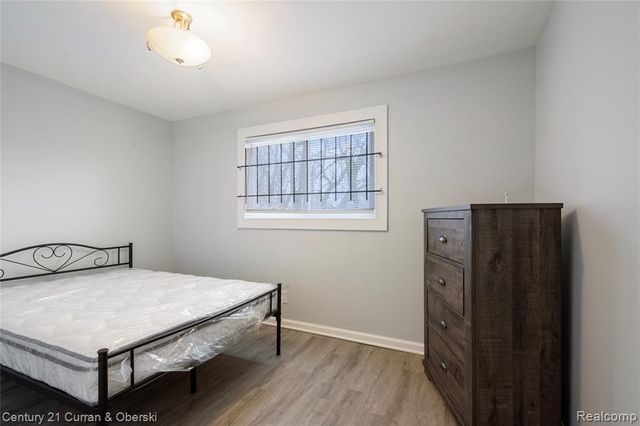 9901 Yellowstone Street, Detroit, MI 48204