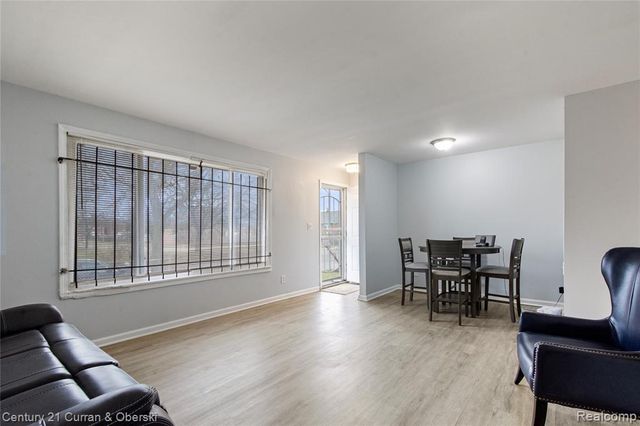 9901 Yellowstone Street, Detroit, MI 48204