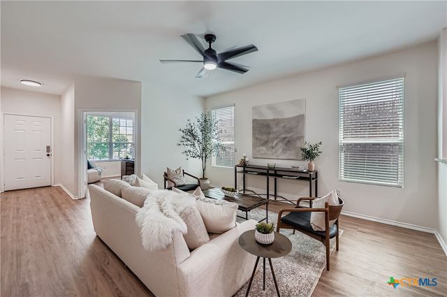 184 Palm Drive, Buda, TX 78610