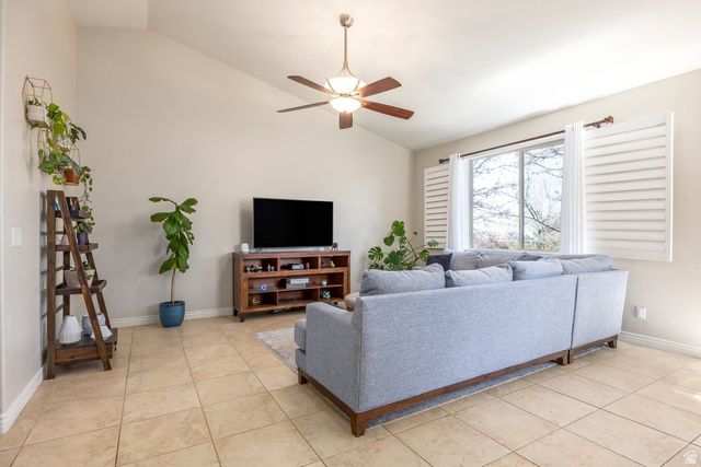 11181 S VILLAGE GROVE LN, South Jordan, UT 84095