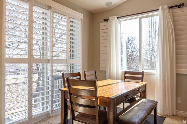 11181 S VILLAGE GROVE LN, South Jordan, UT 84095