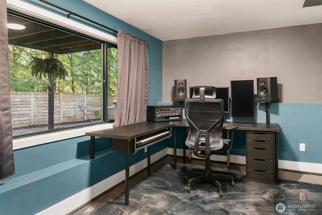 20615 NE 2nd Street, Sammamish, WA 98074
