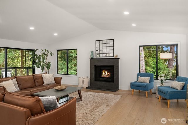 20615 NE 2nd Street, Sammamish, WA 98074