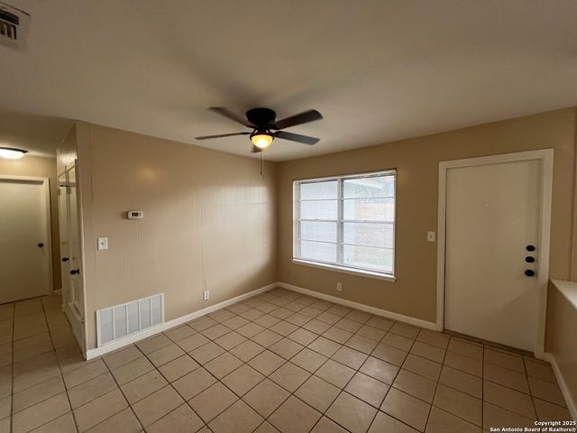7102 Glen Point, San Antonio, TX 78239