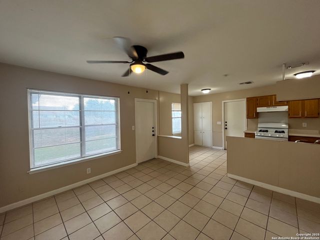 7102 Glen Point, San Antonio, TX 78239
