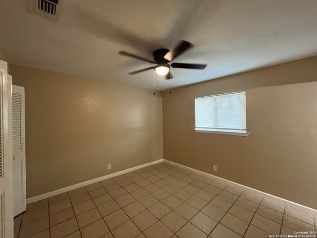 7102 Glen Point, San Antonio, TX 78239