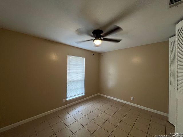 7102 Glen Point, San Antonio, TX 78239