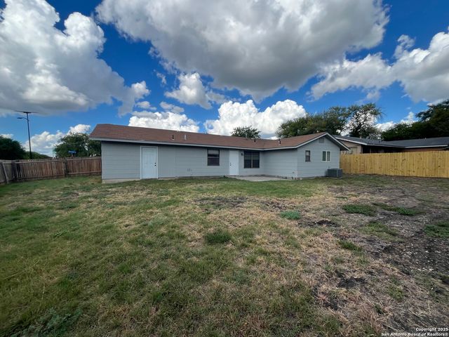 7102 Glen Point, San Antonio, TX 78239