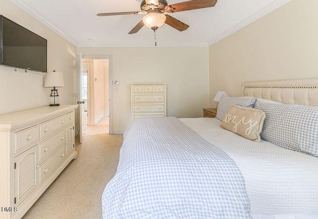 2300 Larkhaven Court, Fayetteville, NC 28303