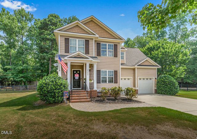 2300 Larkhaven Court, Fayetteville, NC 28303