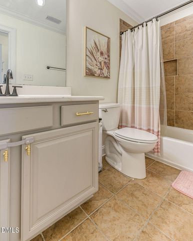 2300 Larkhaven Court, Fayetteville, NC 28303