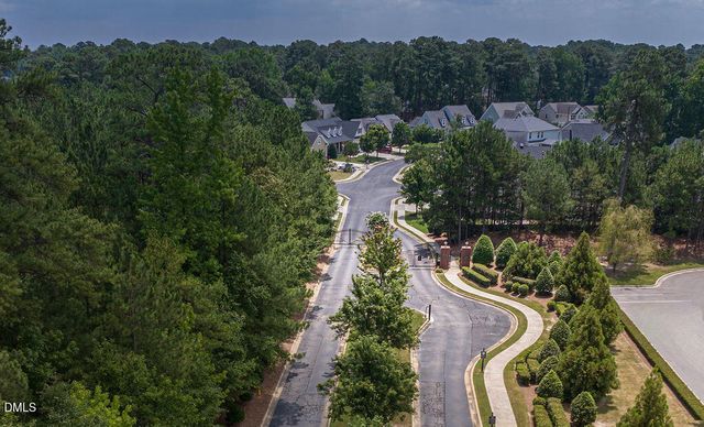2300 Larkhaven Court, Fayetteville, NC 28303