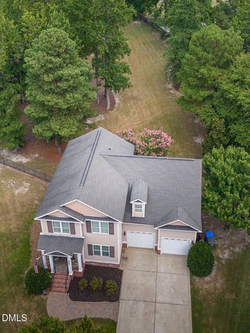 2300 Larkhaven Court, Fayetteville, NC 28303
