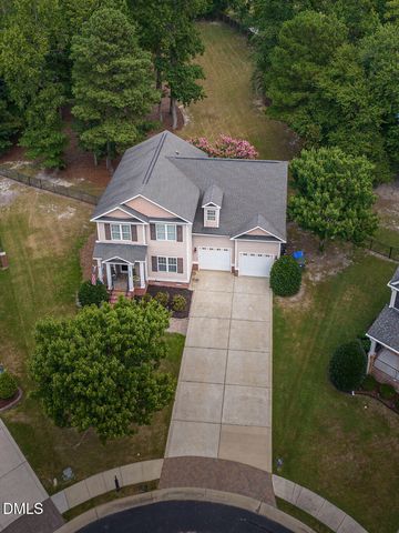 2300 Larkhaven Court, Fayetteville, NC 28303