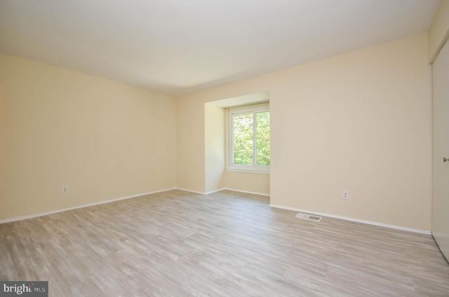 19449 TRANSHIRE RD, Montgomery Village, MD 20886
