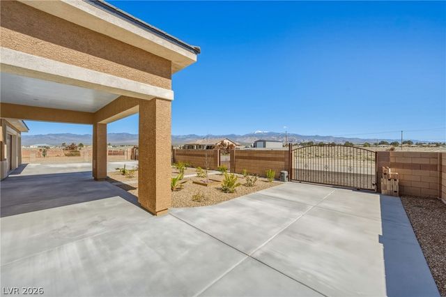 2860 South Mariposa Avenue, Pahrump, NV 89048