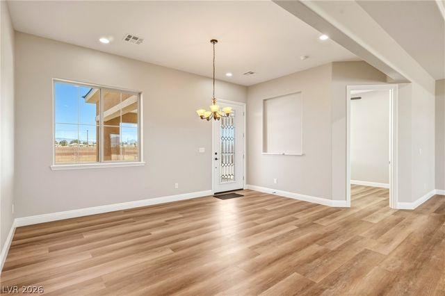 2860 South Mariposa Avenue, Pahrump, NV 89048