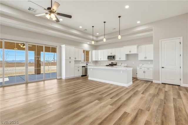 2860 South Mariposa Avenue, Pahrump, NV 89048