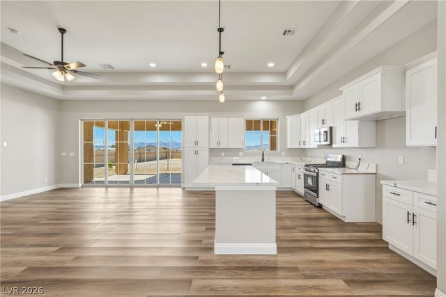 2860 South Mariposa Avenue, Pahrump, NV 89048