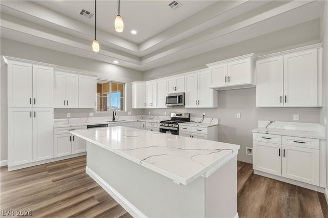 2860 South Mariposa Avenue, Pahrump, NV 89048