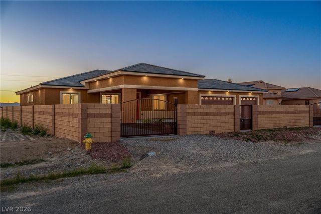 2860 South Mariposa Avenue, Pahrump, NV 89048