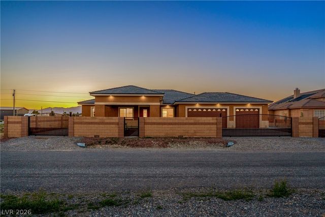 2860 South Mariposa Avenue, Pahrump, NV 89048