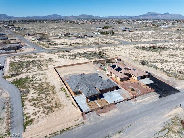 2860 South Mariposa Avenue, Pahrump, NV 89048