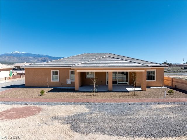 2860 South Mariposa Avenue, Pahrump, NV 89048