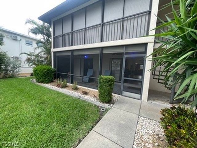 4525 Country Club BLVD 112, Cape Coral, FL 33904