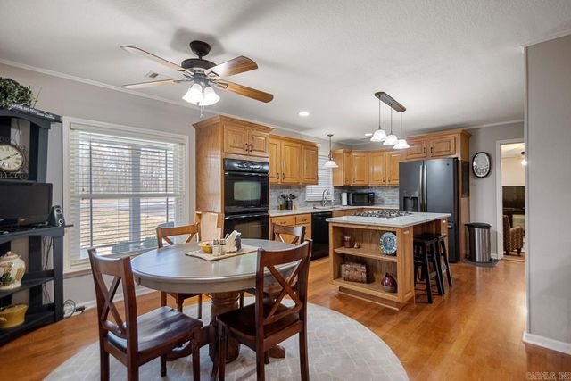 2925 E Snow Lane, Alexander, AR 72002