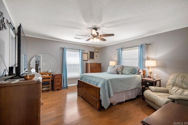 2925 E Snow Lane, Alexander, AR 72002