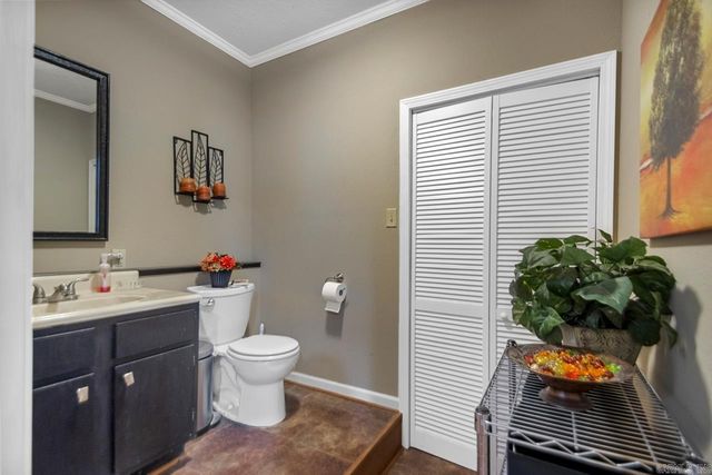 2925 E Snow Lane, Alexander, AR 72002