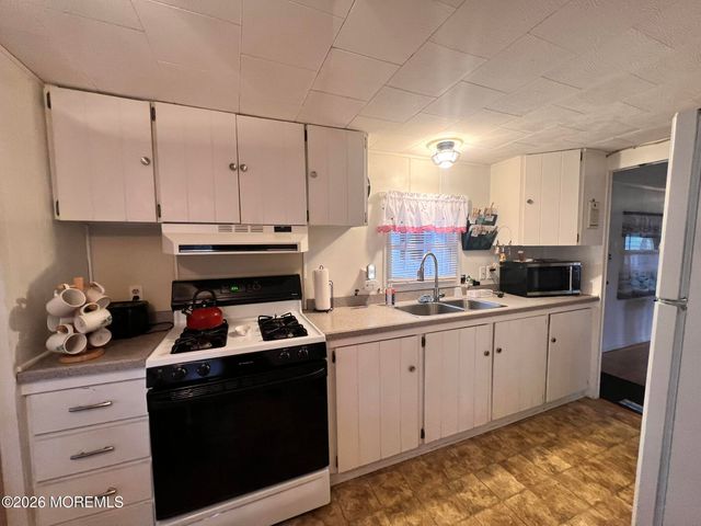 101 Magnolia Drive, Barnegat, NJ 08005