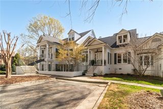 130 Sunset Circle 104, Greensboro, NC 27408