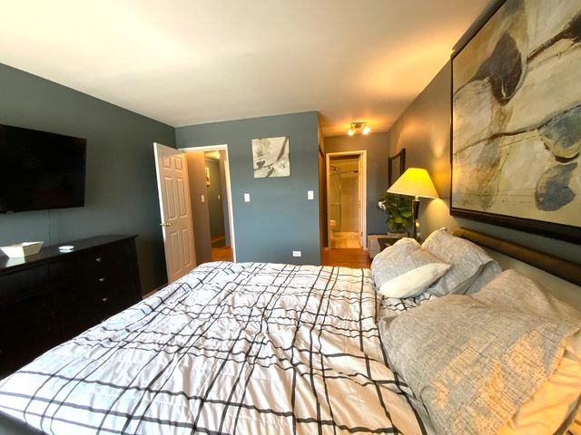 7854 S South Shore Drive 405, Chicago, IL 60649