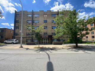 7854 S South Shore Drive 405, Chicago, IL 60649