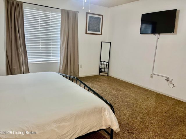 1244 Eastern St, Elizabethtown, KY 42701