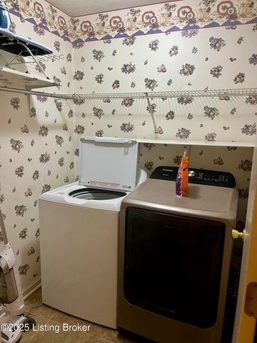 1244 Eastern St, Elizabethtown, KY 42701