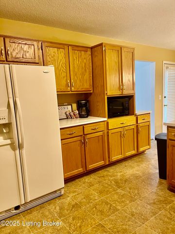 1244 Eastern St, Elizabethtown, KY 42701