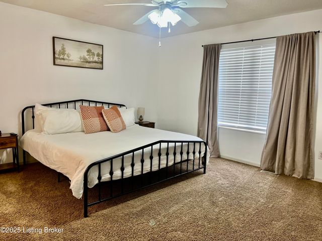 1244 Eastern St, Elizabethtown, KY 42701