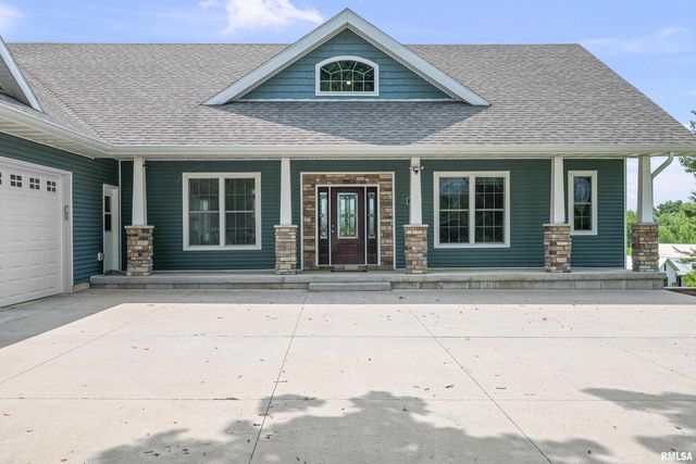 1335 N UTAH Avenue, Davenport, IA 52804