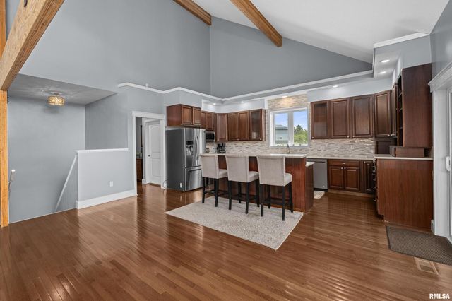 1335 N UTAH Avenue, Davenport, IA 52804
