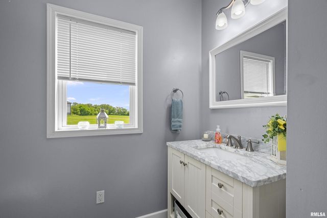 1335 N UTAH Avenue, Davenport, IA 52804