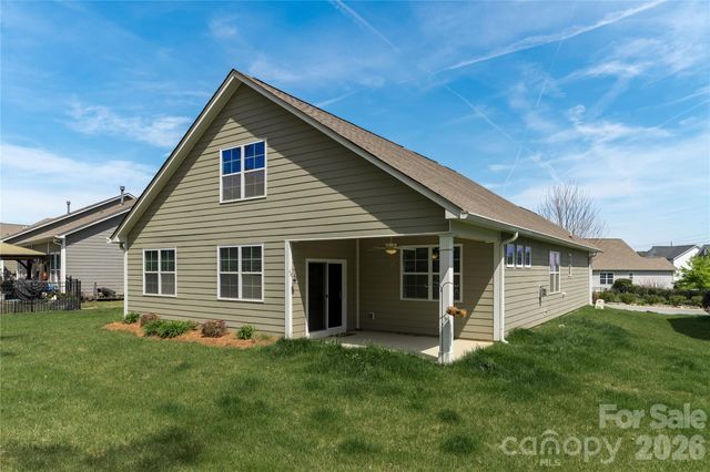 2214 Seagull Drive, Denver, NC 28037