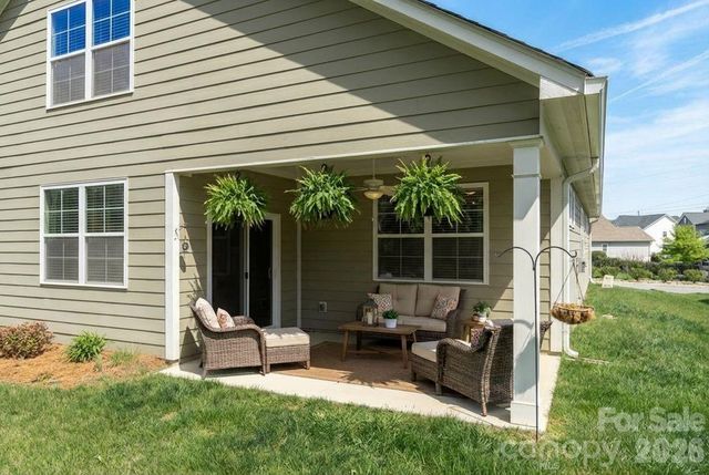 2214 Seagull Drive, Denver, NC 28037