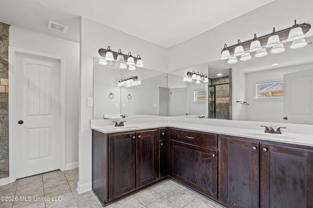 3510 Champion Hills Drive, Southaven, MS 38672